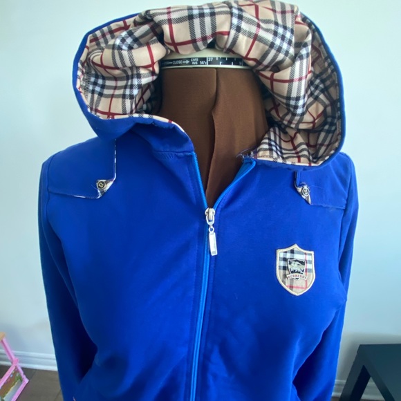 💙🤍❤️🖤BURBERRY💙🤍❤️🖤Check-hood drawstring hoodie .Size XL. - Picture 3 of 12